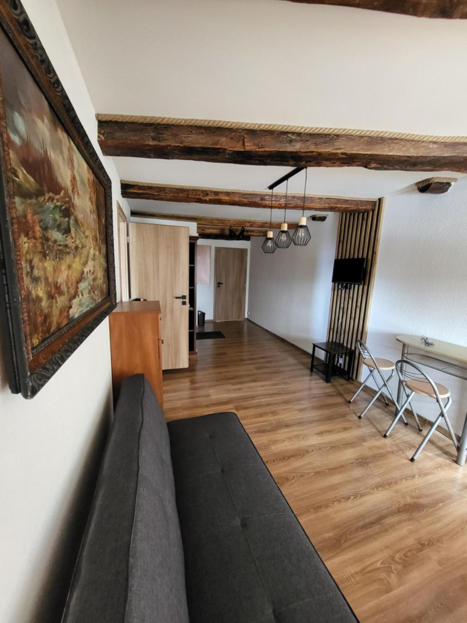 Apartman Velicka Vinaren Poprad Oda fotoğraf
